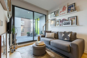 Urban Escape on Smith Street with Balcony & Parking